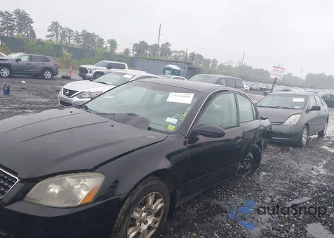 2005 Nissan Altima 2.5 S z USA, uszkodzony, nr VIN 1N4AL11D25N469805